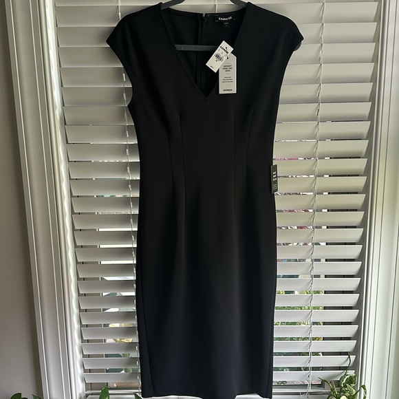 Black Express Knit Dress - Picture 3 of 4